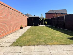 Mannings Road- click for photo gallery